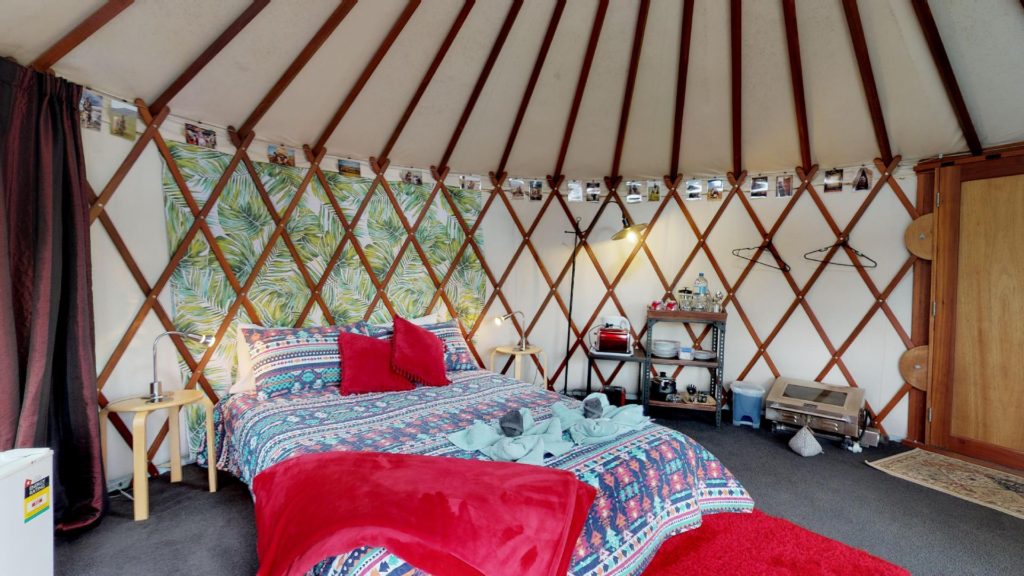 Yurt (Sleeps 1-2 persons)